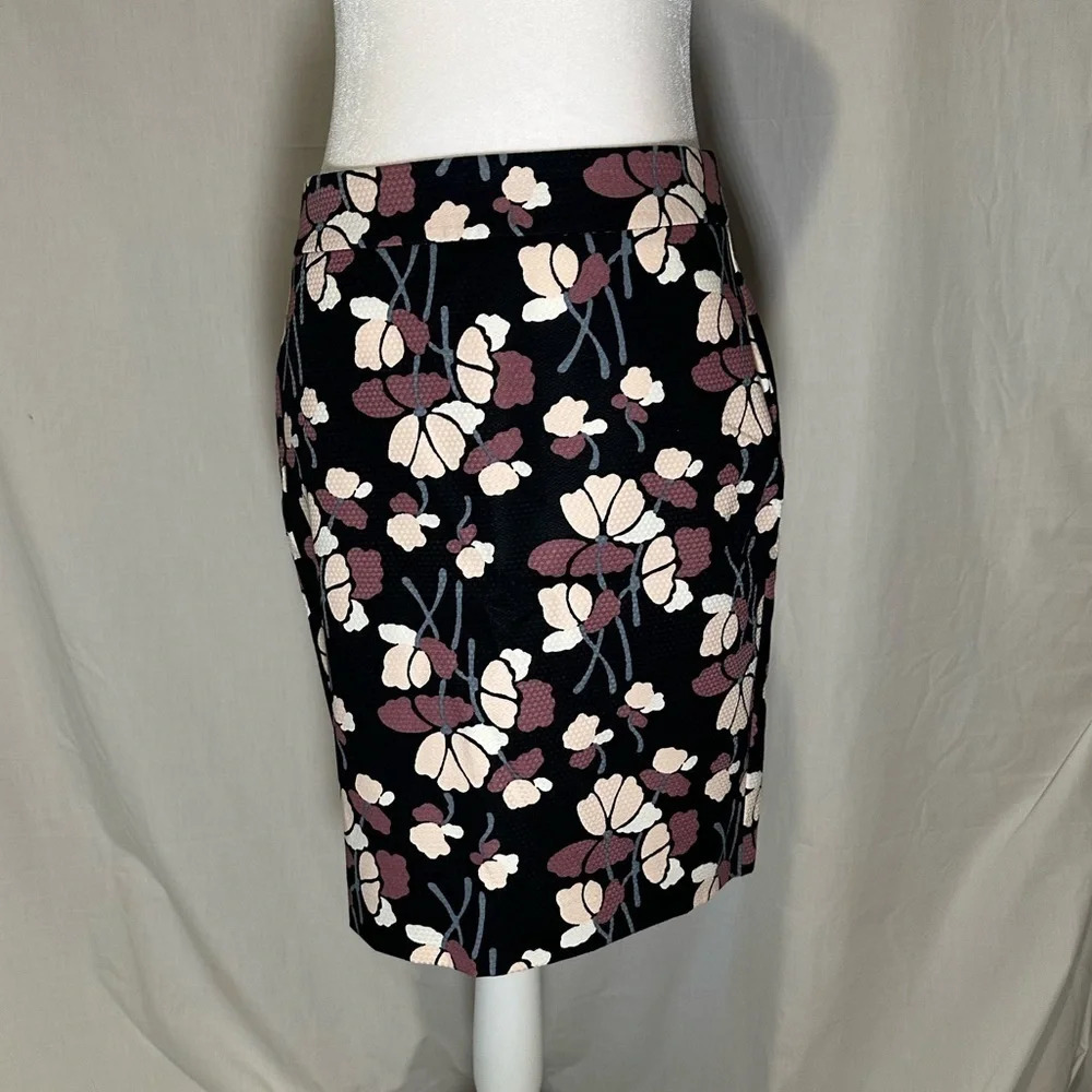 floral Ann Taylor Factory pencil skirt size 2P